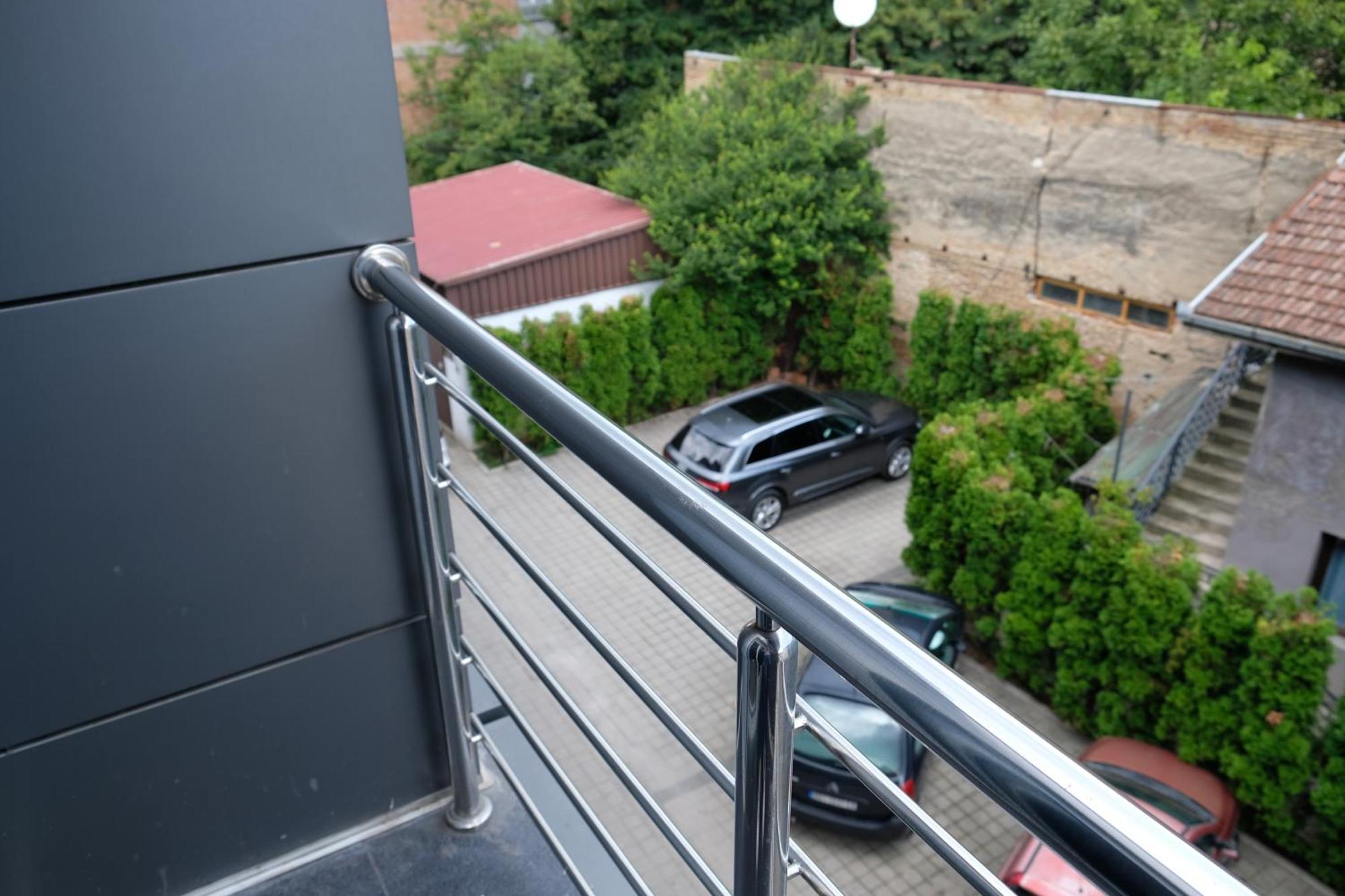 Ring Inn Apartments Obrenovac  Exterior photo